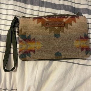 Pendleton Clutch